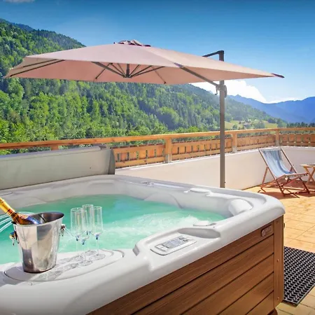 Carter - Ovo Network Chalet *